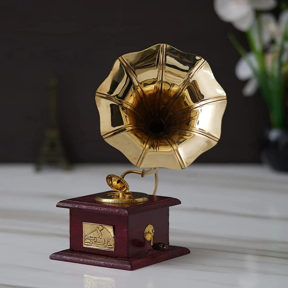 Wooden Brass Gramophone Retro Age Showpiece Main image
