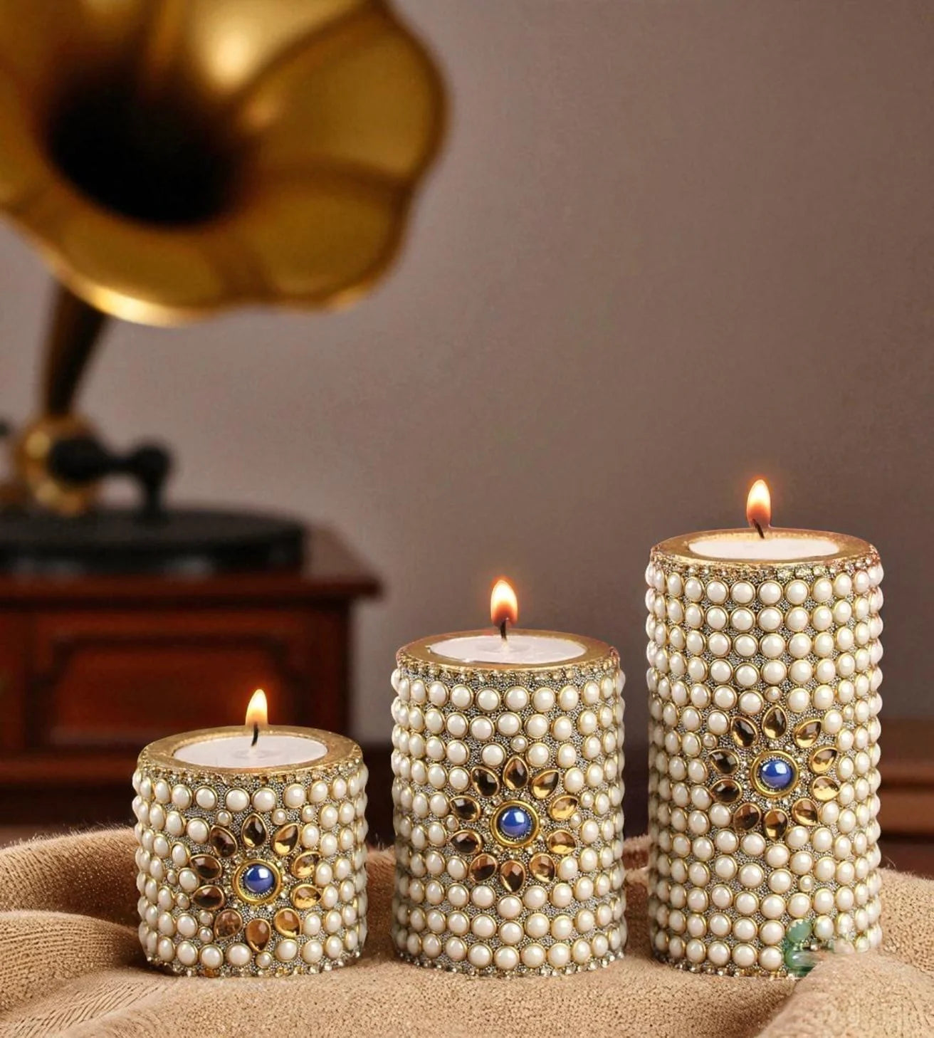 Wooden Tea Light Candle Holder Set of 3 - White Main image