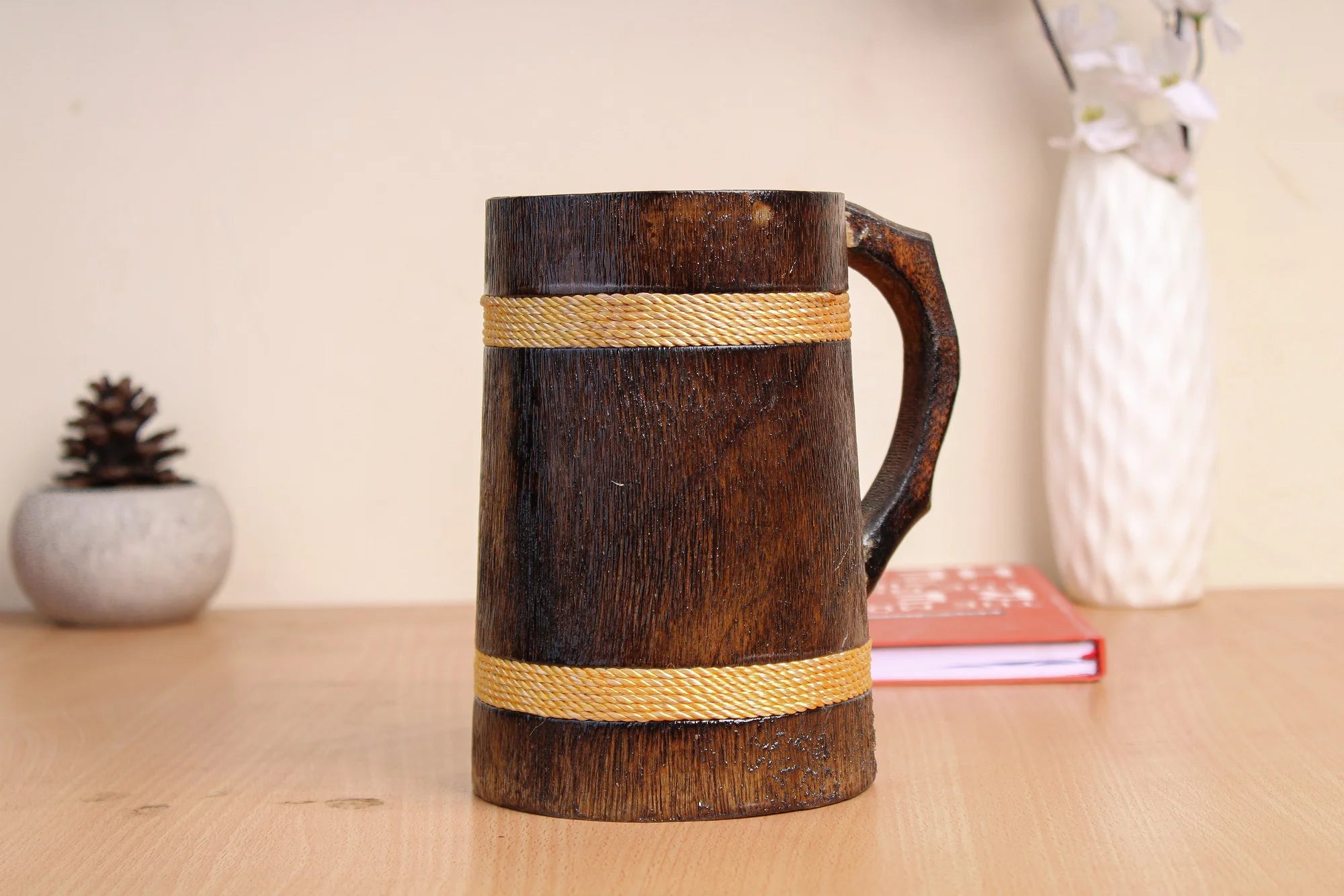 Wooden Beer Mug With Handle Secondary image