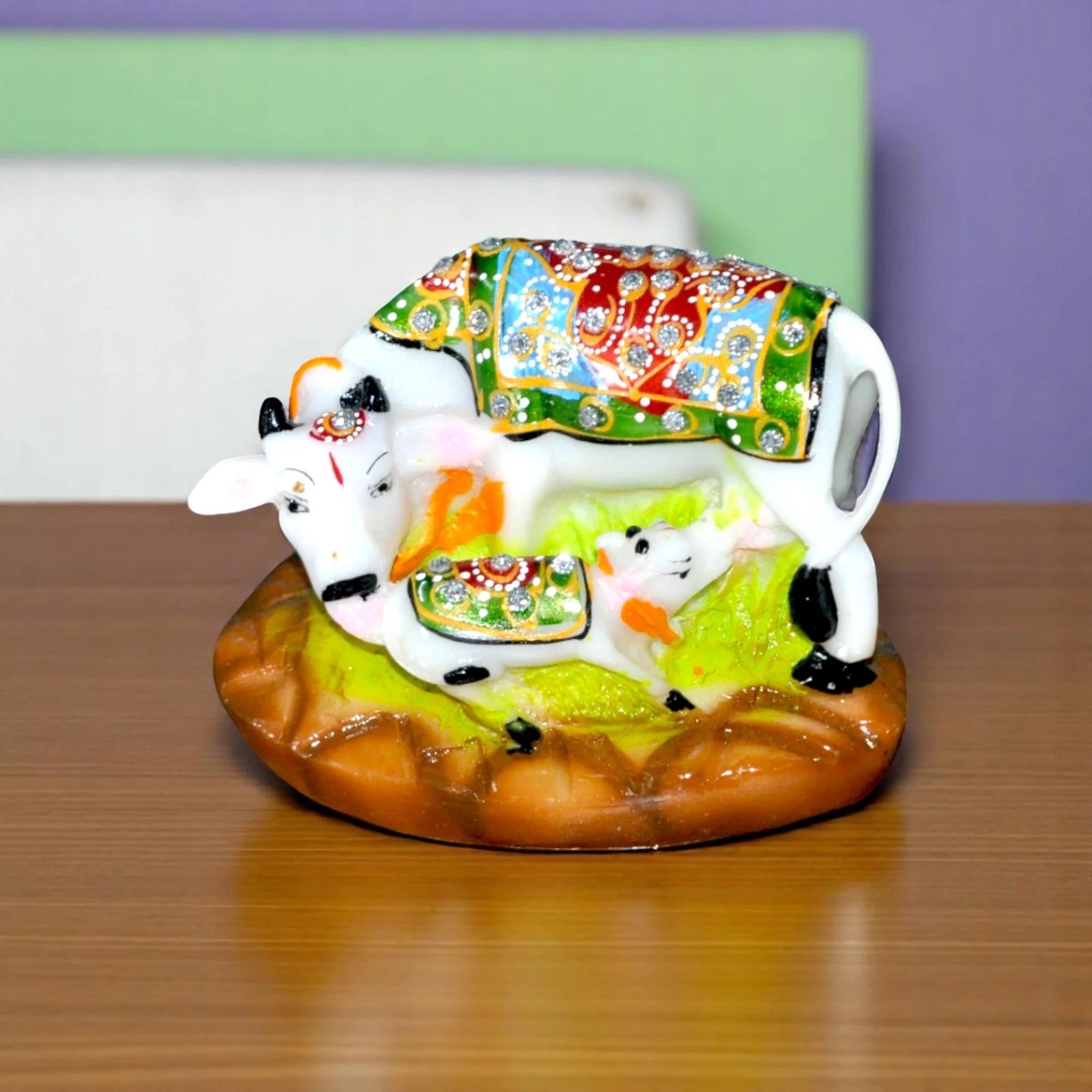 Marble Kamdhenu Idol Cow With Calf Statue Main image