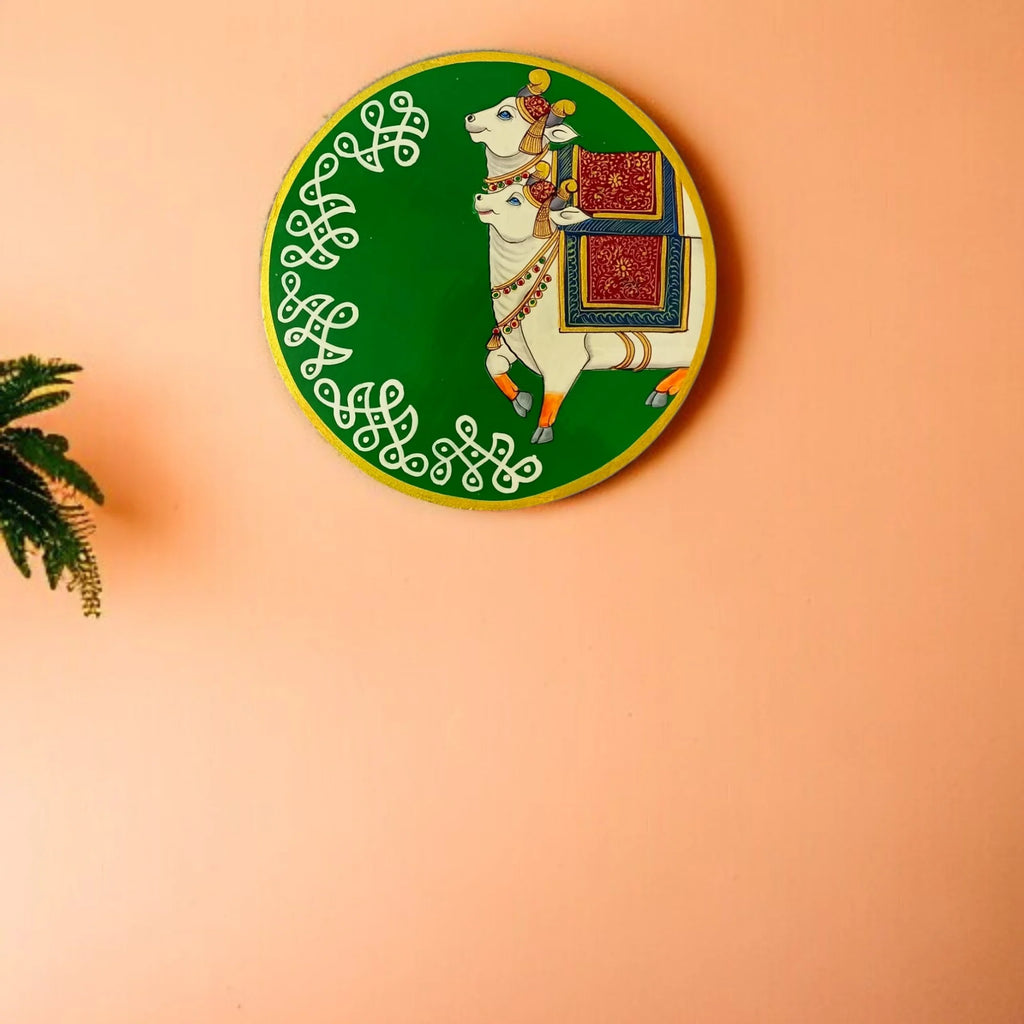 Hand Painted Wooden Plate Wall Painting Cow